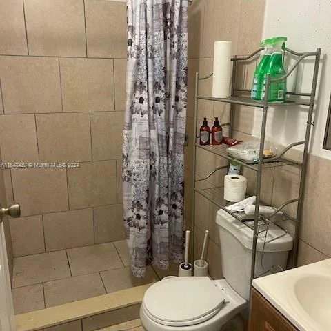 11147 NW 3 RD TER # 1, Sweetwater FL 33172