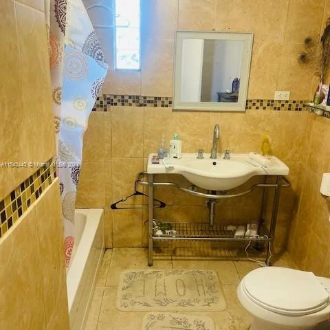 11147 NW 3RD TER # 2, Sweetwater FL 33179