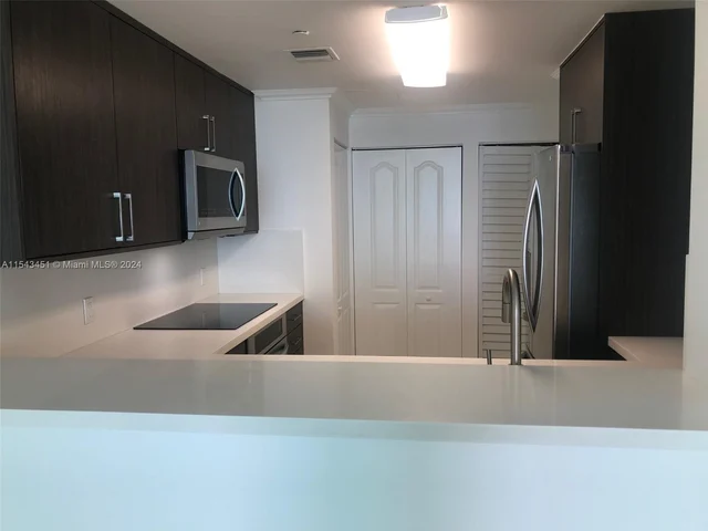 2101 Brickell Ave # 3504, Miami FL 33129