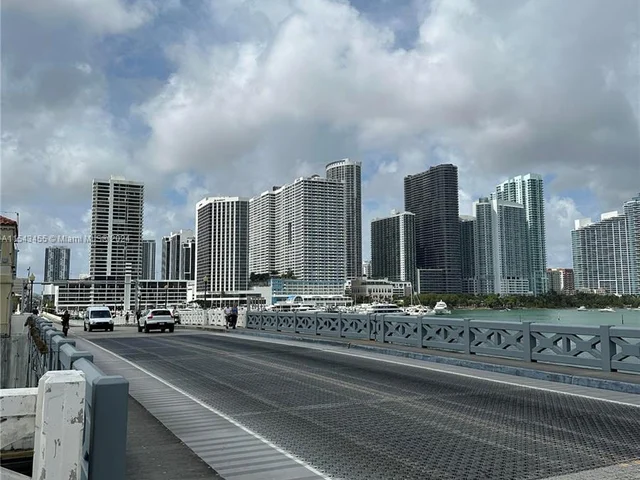 555 NE 15th St # 11J, Miami FL 33132