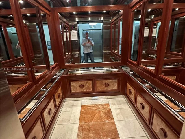 555 NE 15th St # 11J, Miami FL 33132