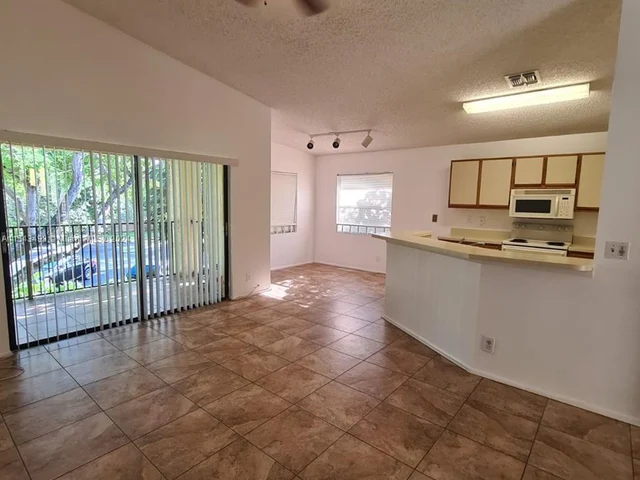 9999 Summerbreeze Dr # 110, Sunrise FL 33322