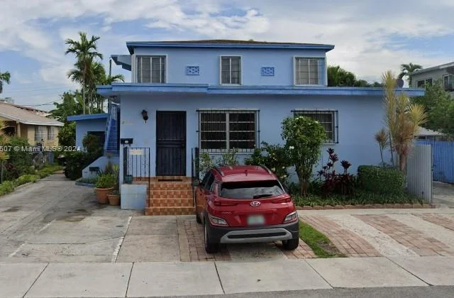 2343 NW 15th St, Miami FL 33125