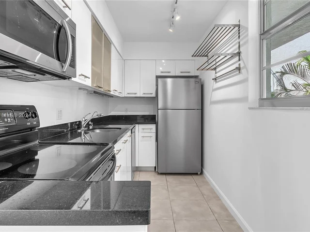 750 NE 64th St # B406, Miami FL 33138