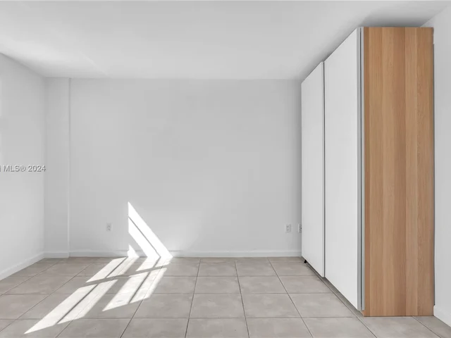 750 NE 64th St # B406, Miami FL 33138