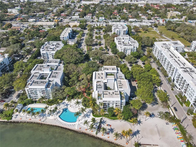 750 NE 64th St # B406, Miami FL 33138