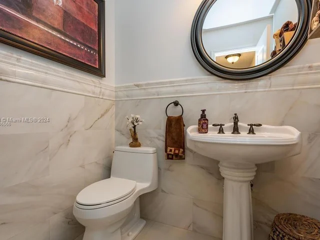 11031 SW 147th Ct, Miami FL 33196