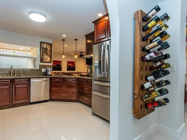 11031 SW 147th Ct, Miami FL 33196