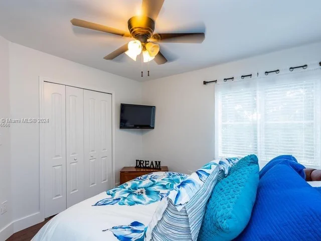 11031 SW 147th Ct, Miami FL 33196