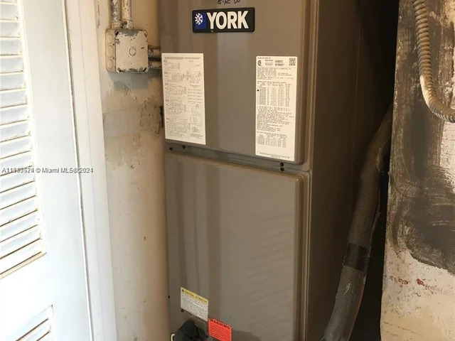 212 Briny Ave # B3, Pompano Beach FL 33062