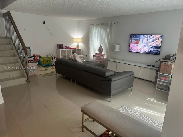 4726 SW 67th Ave # F7, Miami FL 33155