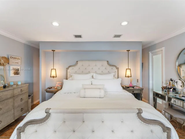 4574 SW 128th Pl, Miami FL 33175