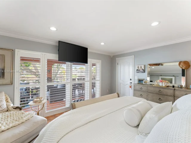 4574 SW 128th Pl, Miami FL 33175