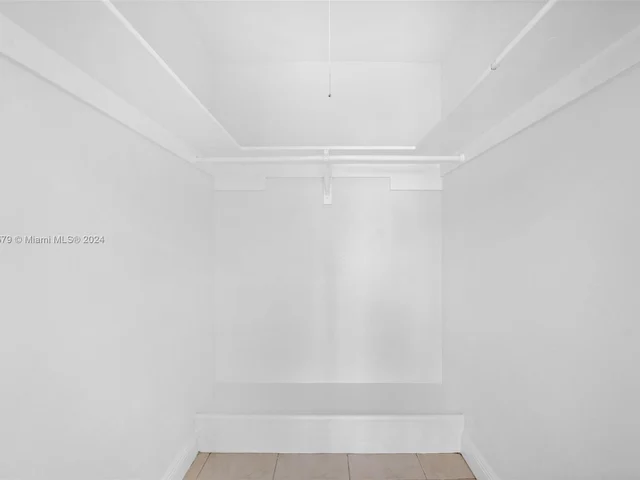 981 NE 169th St # 122, North Miami Beach FL 33162