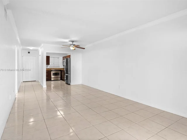 981 NE 169th St # 122, North Miami Beach FL 33162