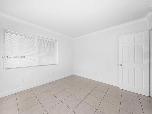 981 NE 169th St # 122, North Miami Beach FL 33162