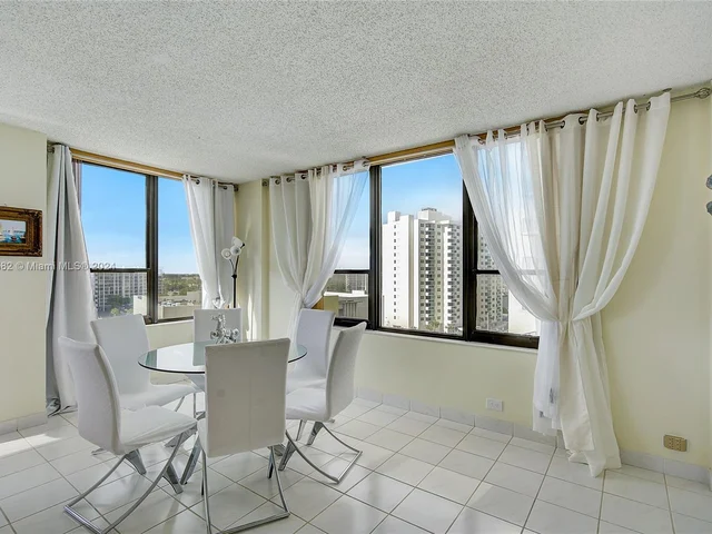 3505 S Ocean Dr # 905, Hollywood FL 33019