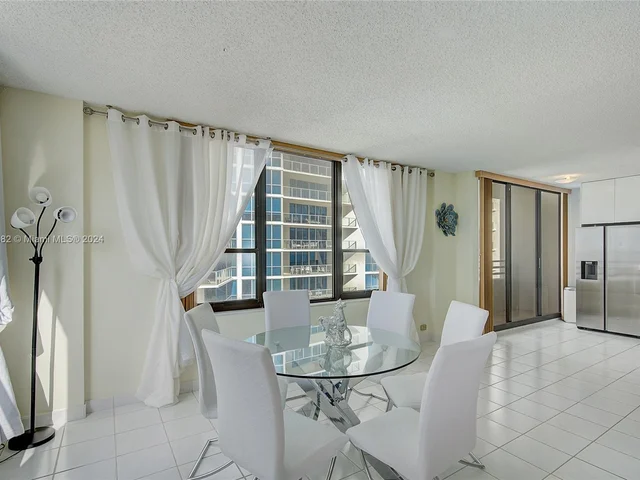 3505 S Ocean Dr # 905, Hollywood FL 33019