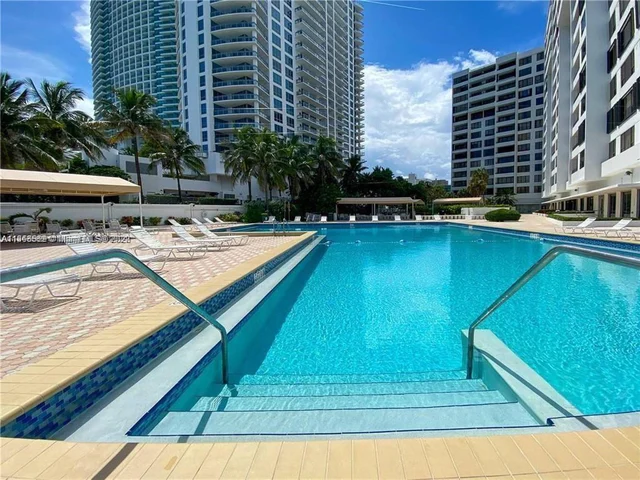 3505 S Ocean Dr # 905, Hollywood FL 33019