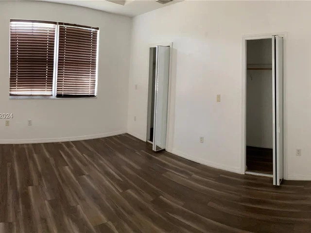 15297 SW 119 ter, Miami FL 33196