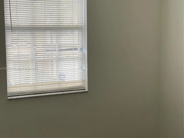 15297 SW 119 ter, Miami FL 33196