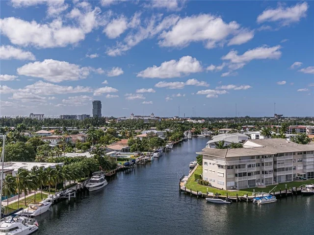 401 Golden Isles Dr # 312, Hallandale Beach FL 33009