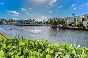 401 Golden Isles Dr # 312, Hallandale Beach FL 33009