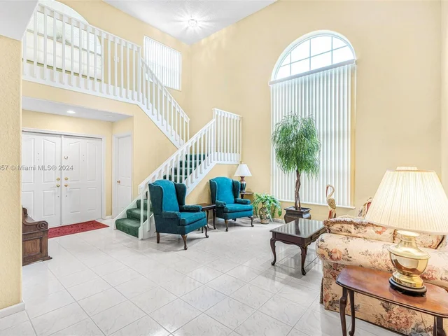 10431 Lima St, Cooper City FL 33026