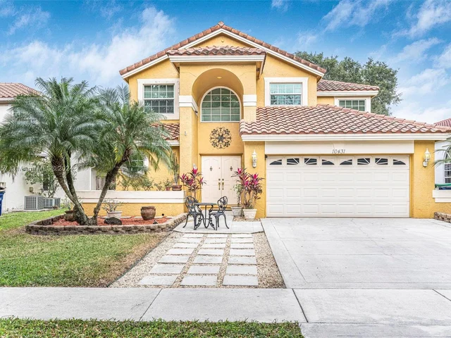 10431 Lima St, Cooper City FL 33026