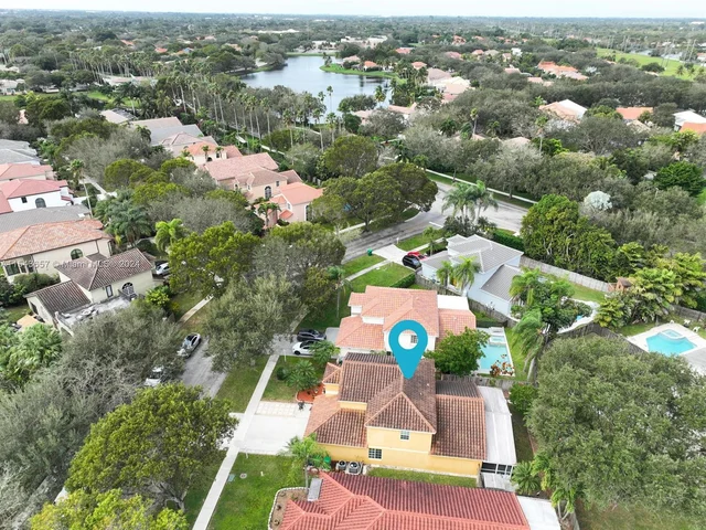 10431 Lima St, Cooper City FL 33026