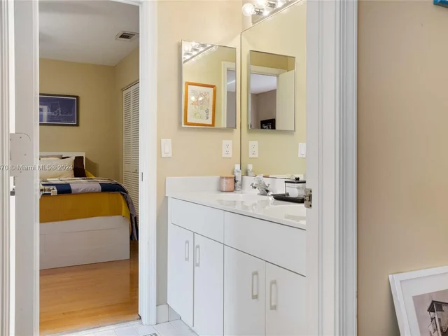 2666 Palmer Pl, Weston FL 33332