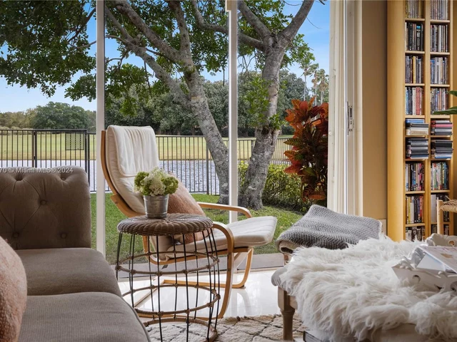 2666 Palmer Pl, Weston FL 33332