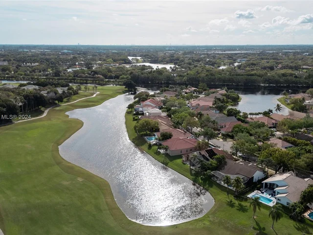 2666 Palmer Pl, Weston FL 33332