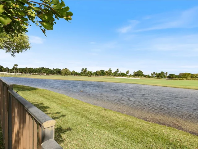 2666 Palmer Pl, Weston FL 33332