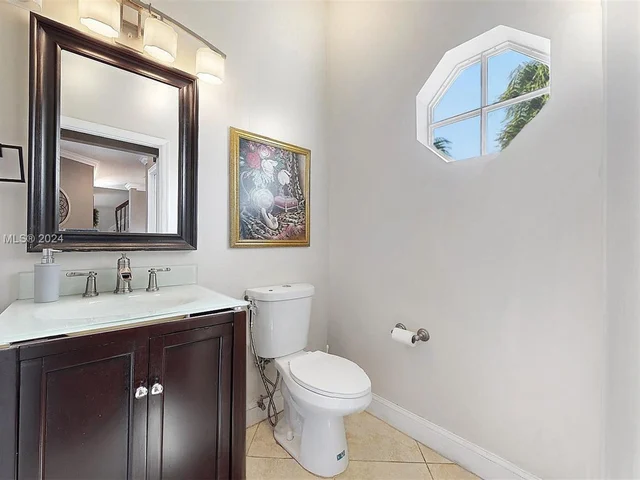 19431 SW 2nd St, Pembroke Pines FL 33029