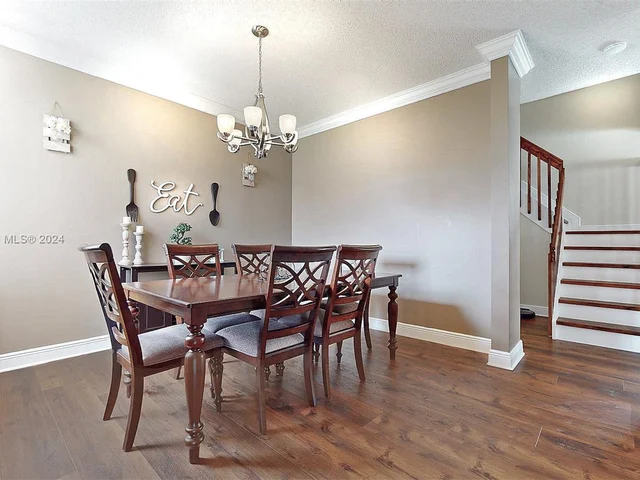 19431 SW 2nd St, Pembroke Pines FL 33029