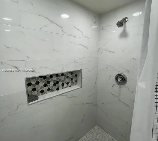 2732 NW 4th Ct, Pompano Beach FL 33069