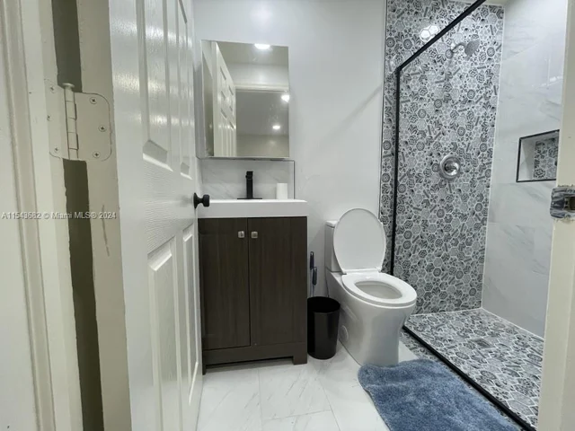 2732 NW 4th Ct, Pompano Beach FL 33069