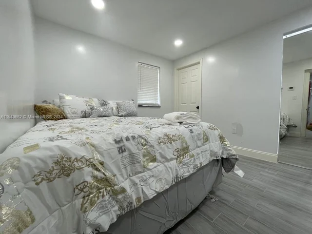 2732 NW 4th Ct, Pompano Beach FL 33069