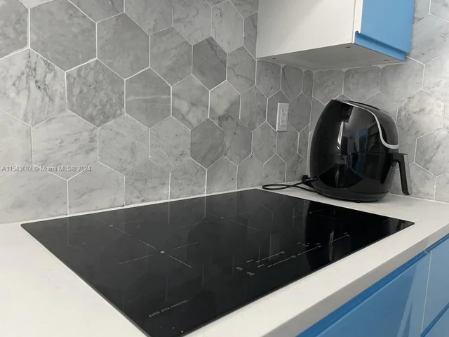 2732 NW 4th Ct, Pompano Beach FL 33069