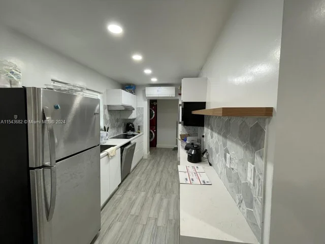 2732 NW 4th Ct, Pompano Beach FL 33069