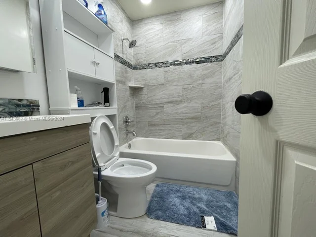 2732 NW 4th Ct, Pompano Beach FL 33069