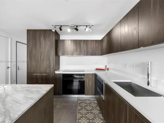 3131 NE 7th Ave # 2803, Miami FL 33137