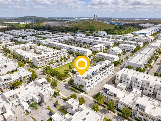 10360 NW 64th St, Doral FL 33178