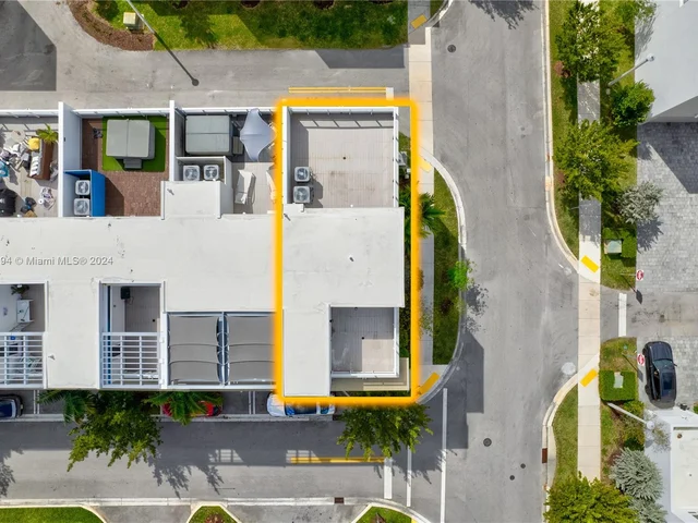 10360 NW 64th St, Doral FL 33178