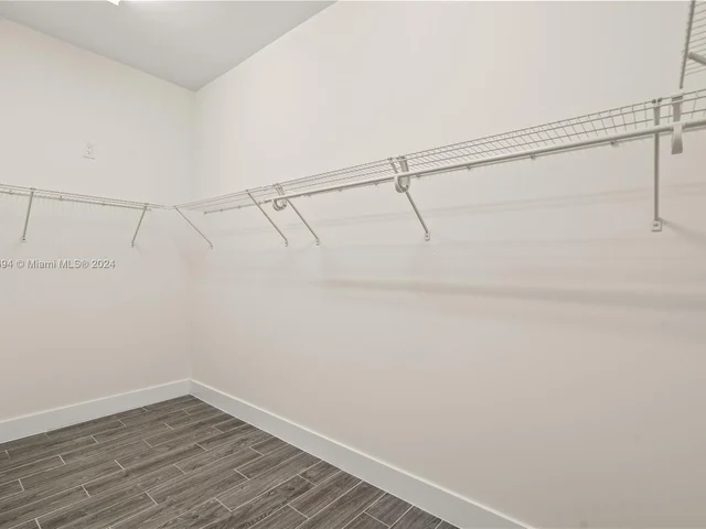 10360 NW 64th St, Doral FL 33178