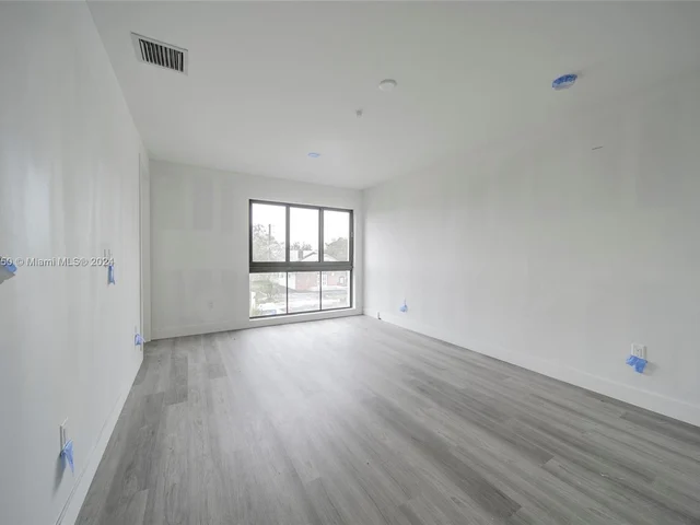 4218 NE 7th Ter # 4, Oakland Park FL 33334