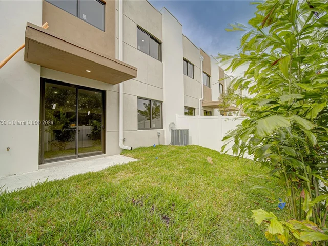 4218 NE 7th Ter # 4, Oakland Park FL 33334