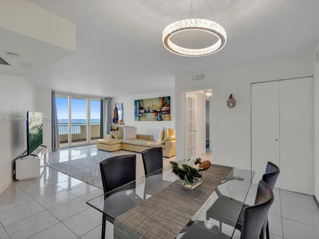 3180 S Ocean Dr # 1512, Hallandale Beach FL 33009