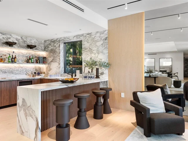 128 Ocean Blvd, Golden Beach FL 33160